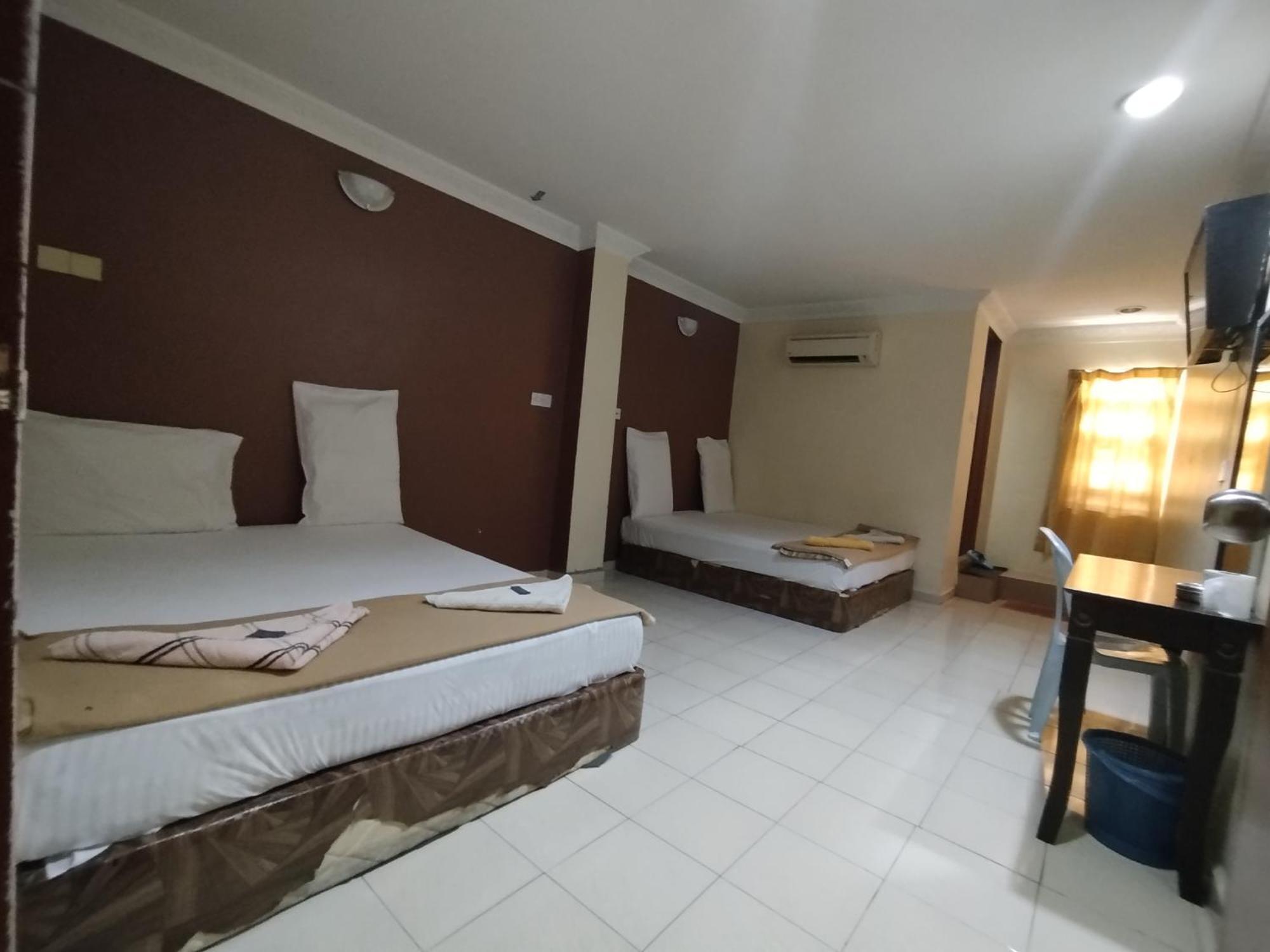 Sentosa Villa Hotel Кланг Екстер'єр фото