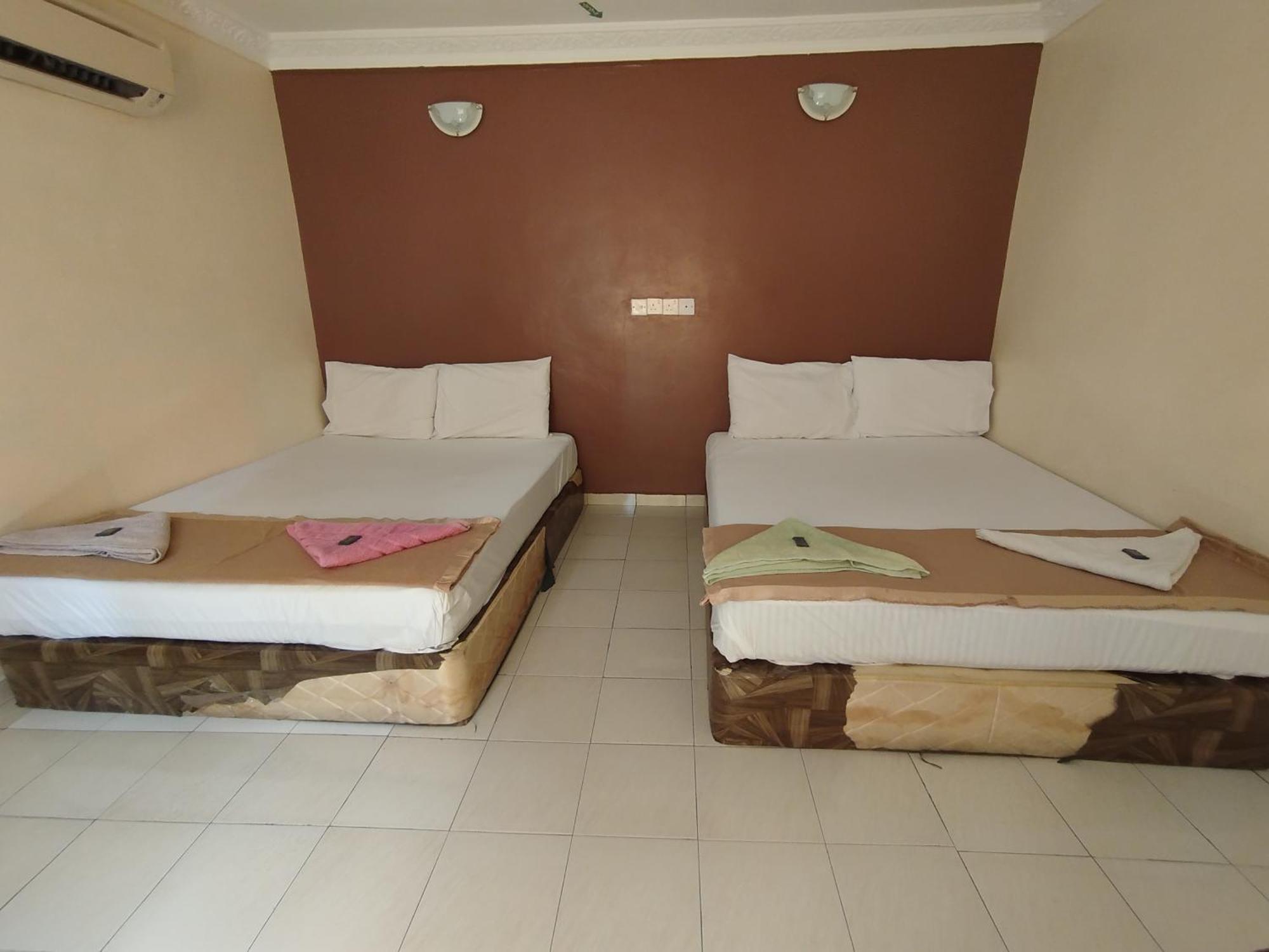 Sentosa Villa Hotel Кланг Екстер'єр фото