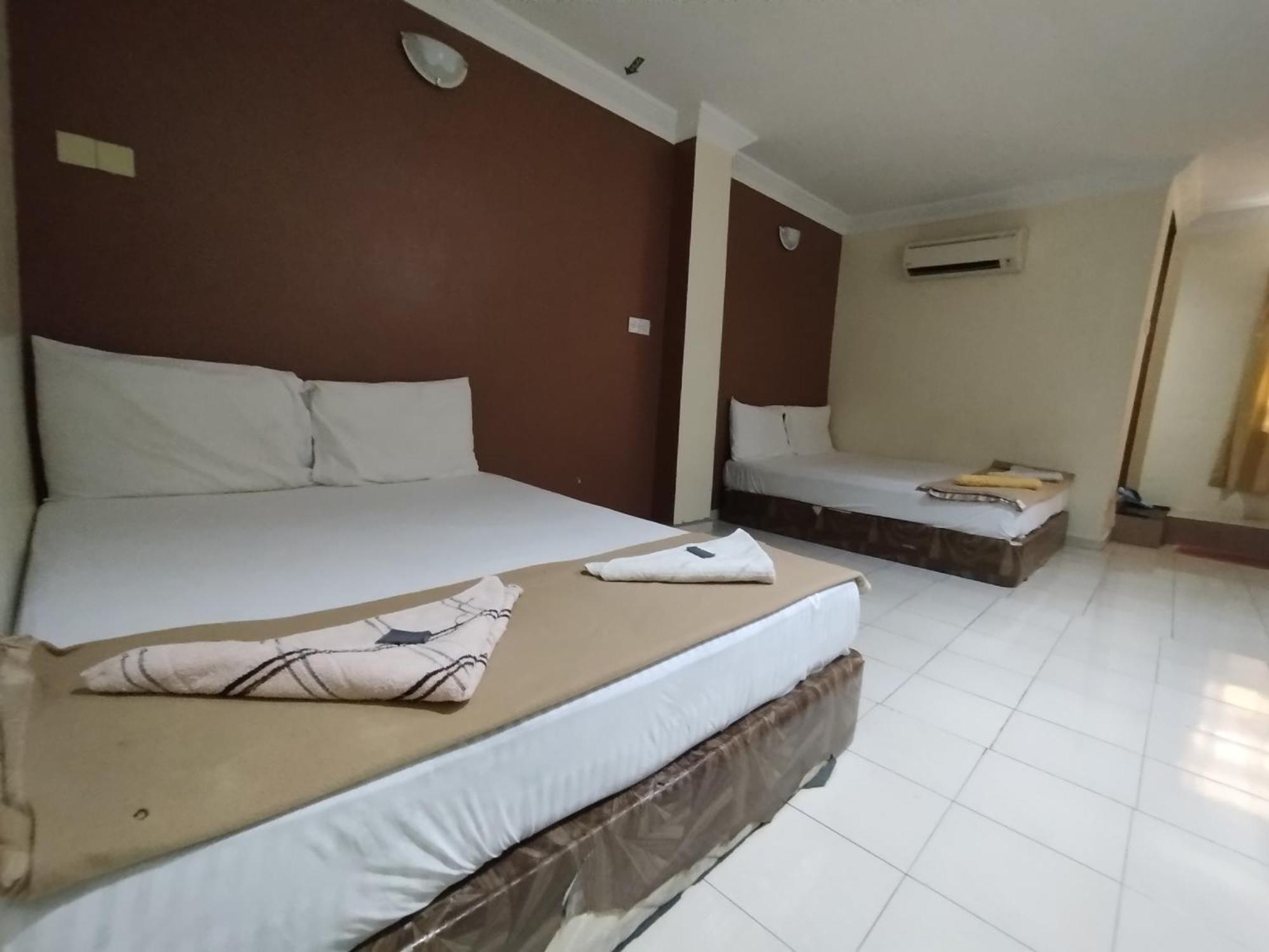 Sentosa Villa Hotel Кланг Екстер'єр фото