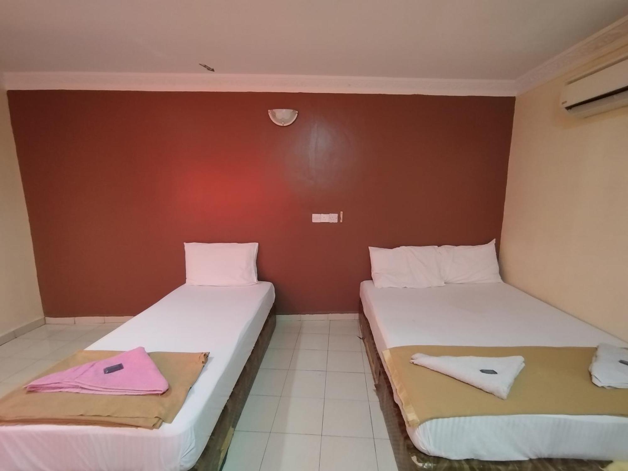 Sentosa Villa Hotel Кланг Екстер'єр фото